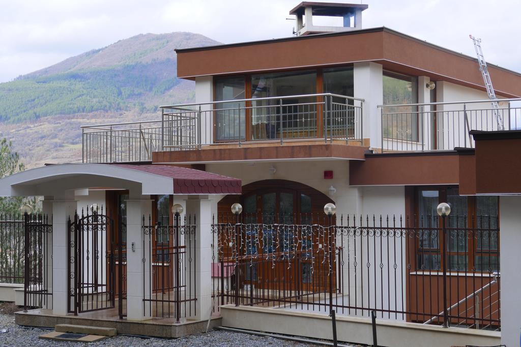 Mala Planina Guest House Iskrets Eksteriør bilde