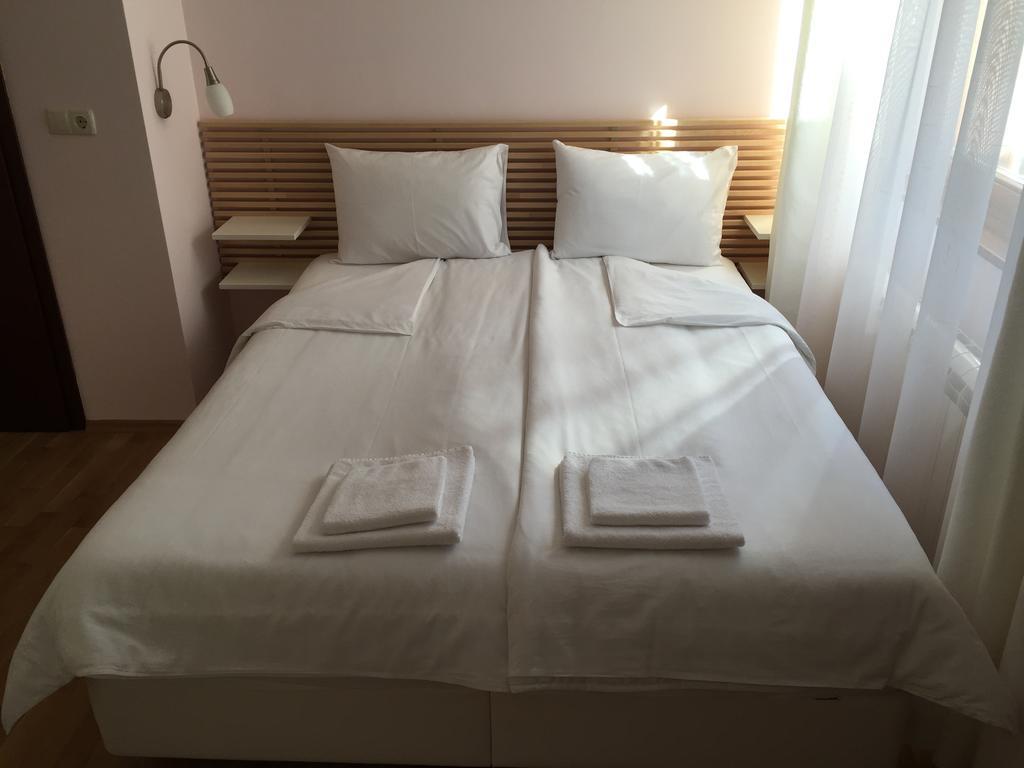 Mala Planina Guest House Iskrets Eksteriør bilde
