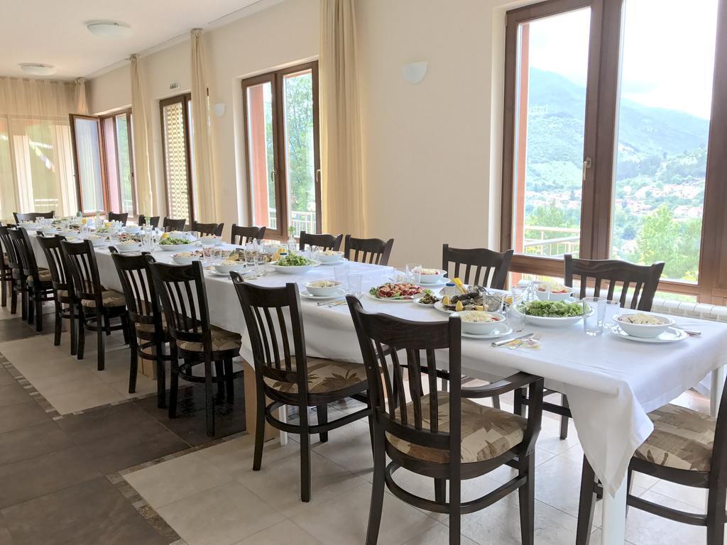 Mala Planina Guest House Iskrets Eksteriør bilde